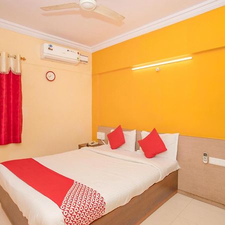 Hotel O Ujwal Residency Bangalore Esterno foto