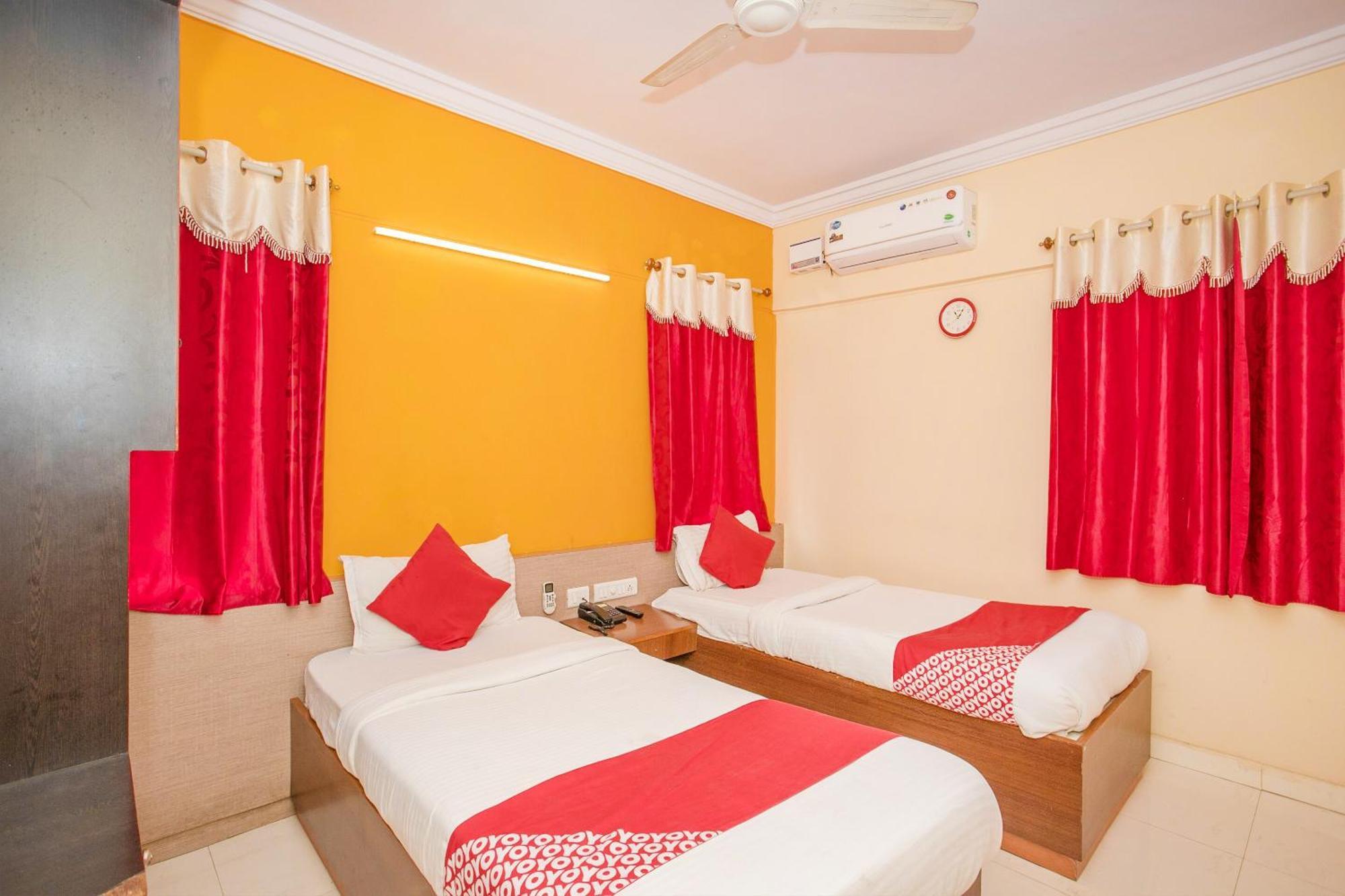 Hotel O Ujwal Residency Bangalore Esterno foto