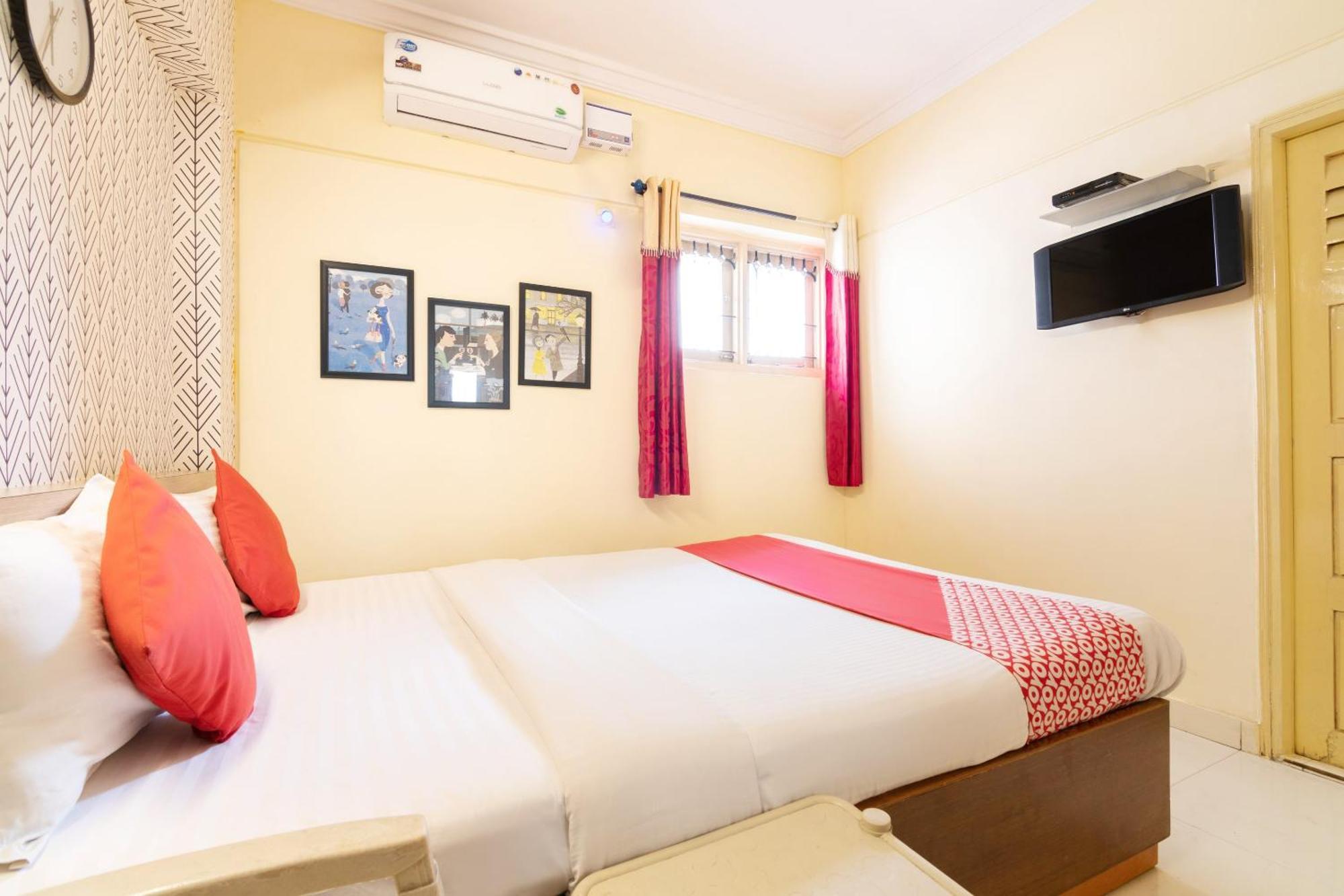 Hotel O Ujwal Residency Bangalore Esterno foto