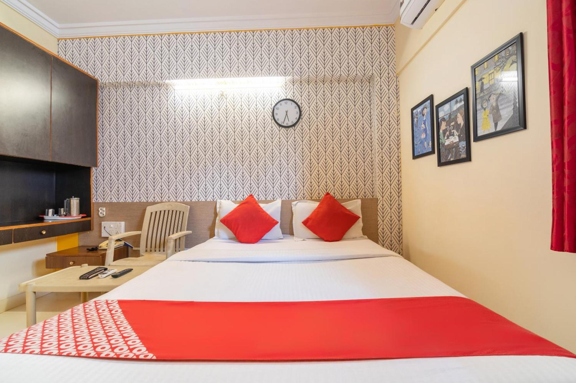 Hotel O Ujwal Residency Bangalore Esterno foto